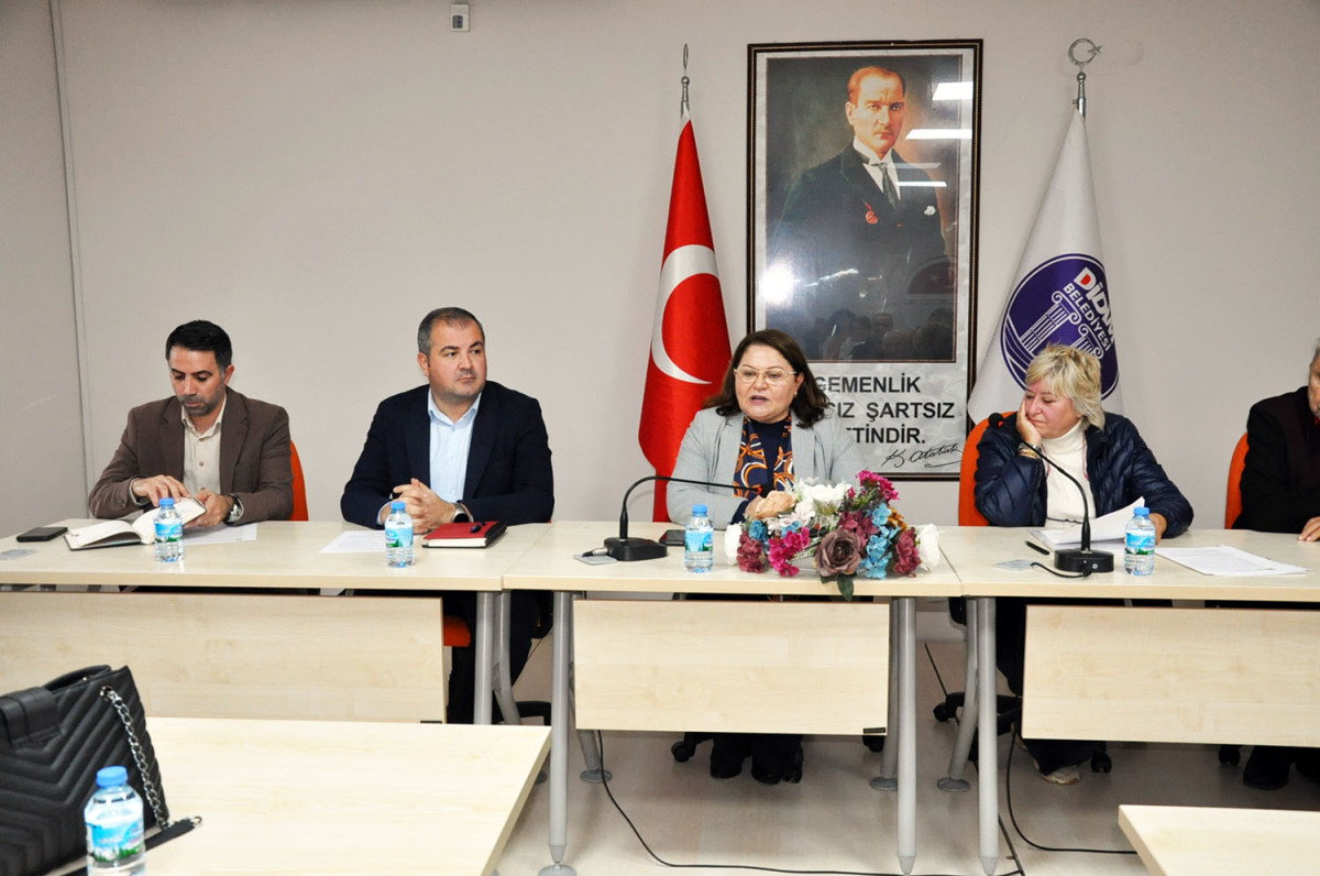 Deniz Patlıcanları Konulu Toplantı Didim'de Gerçekleştirildi (Video Haber)