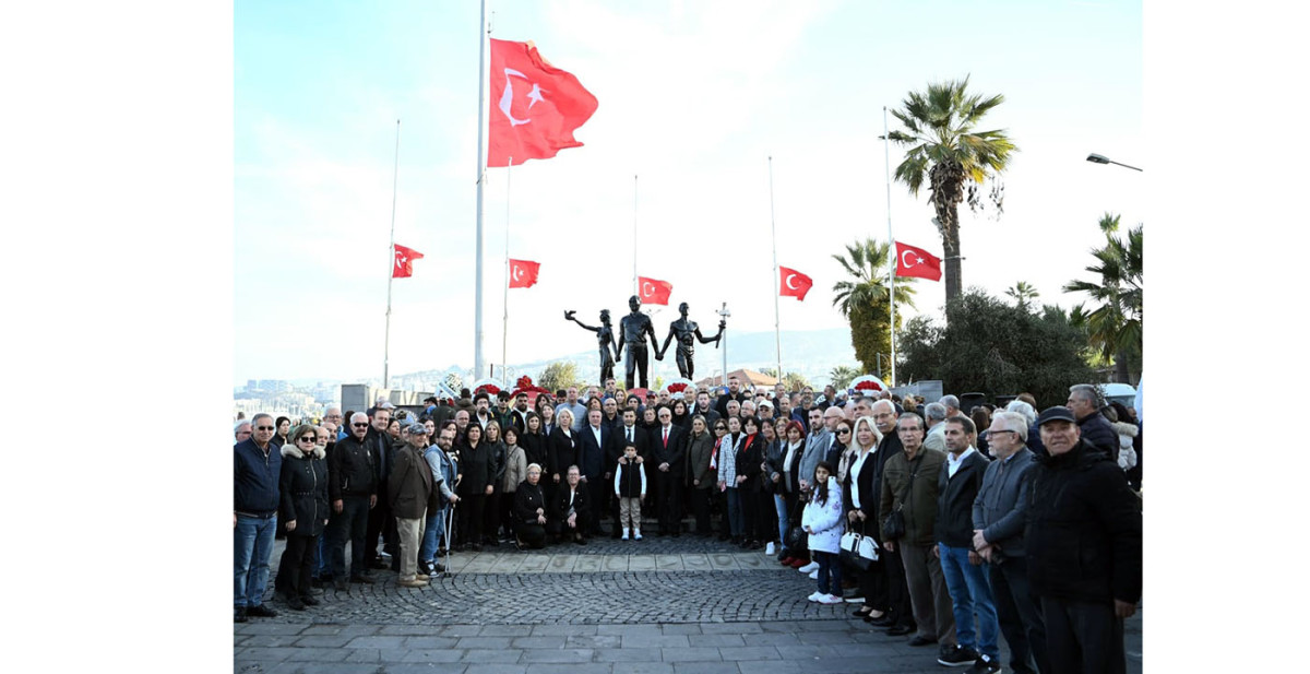 KUŞADASI ATA’SINI SAYGI VE ÖZLEMLE ANDI